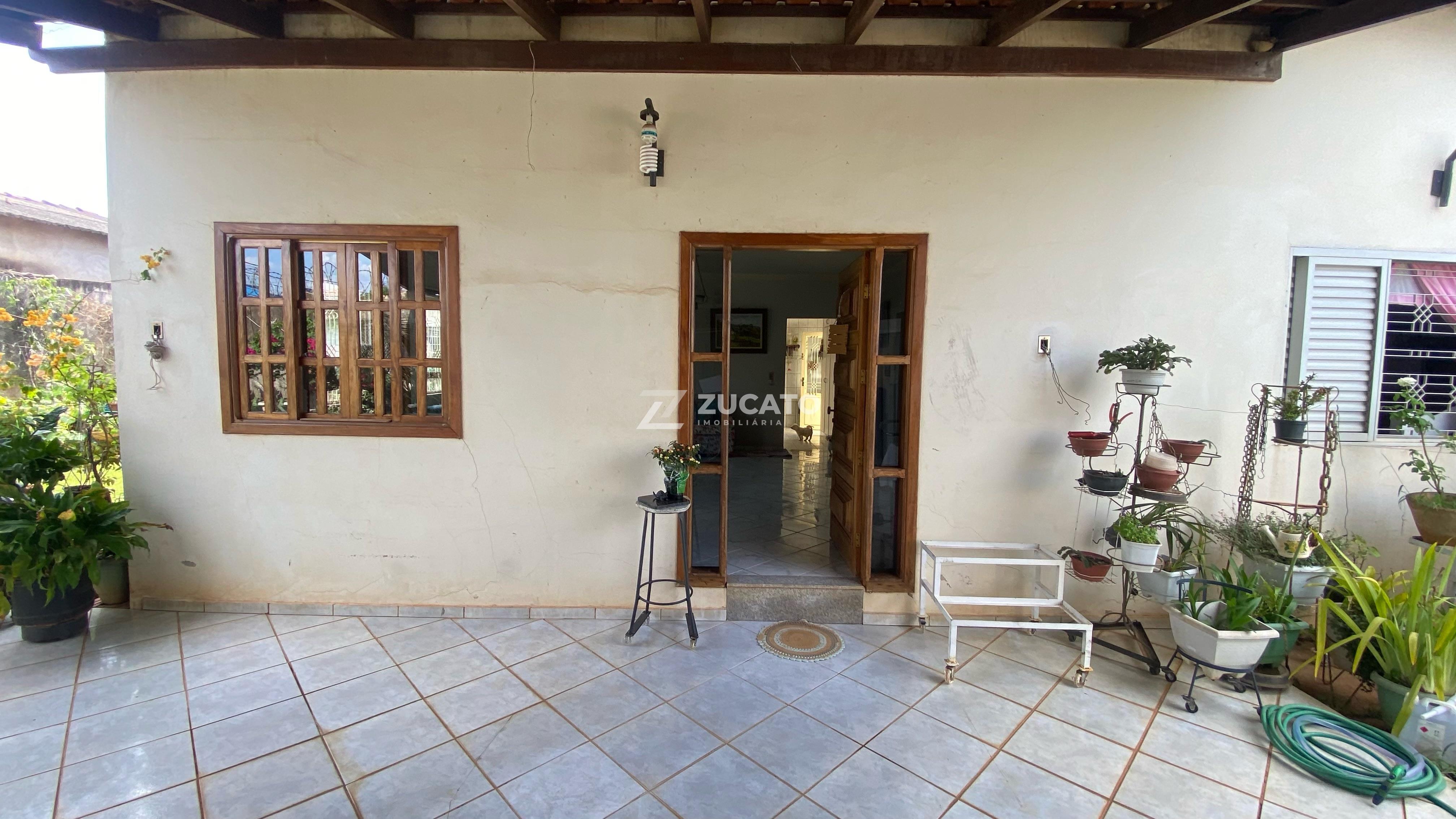 Casa à venda no Josa Bernardino I: 