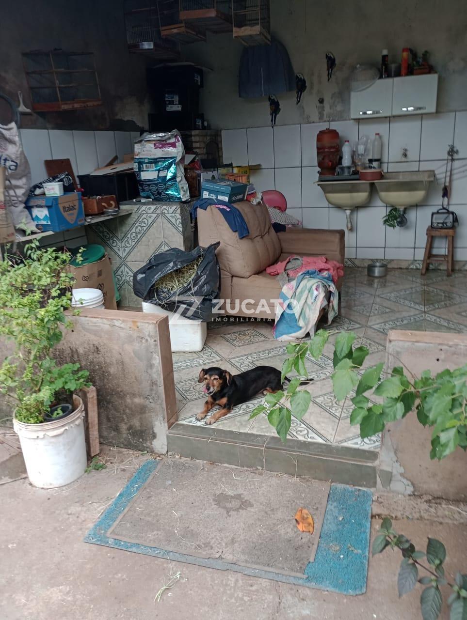 Casa à venda no Fabrício: 