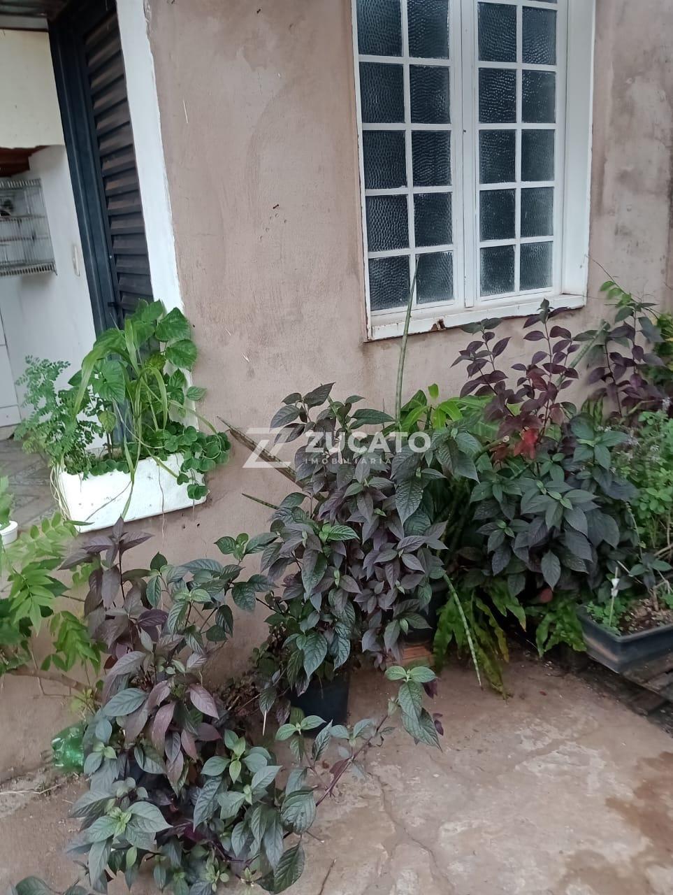 Casa à venda no Fabrício: 