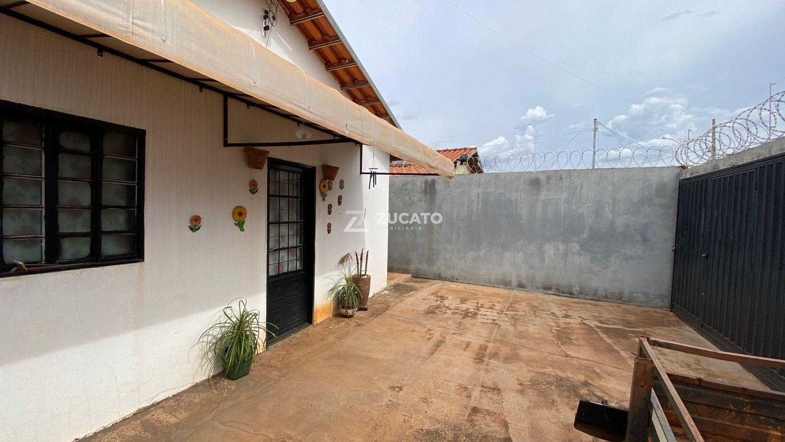 Casa à venda no Parque dos Girassóis III: 