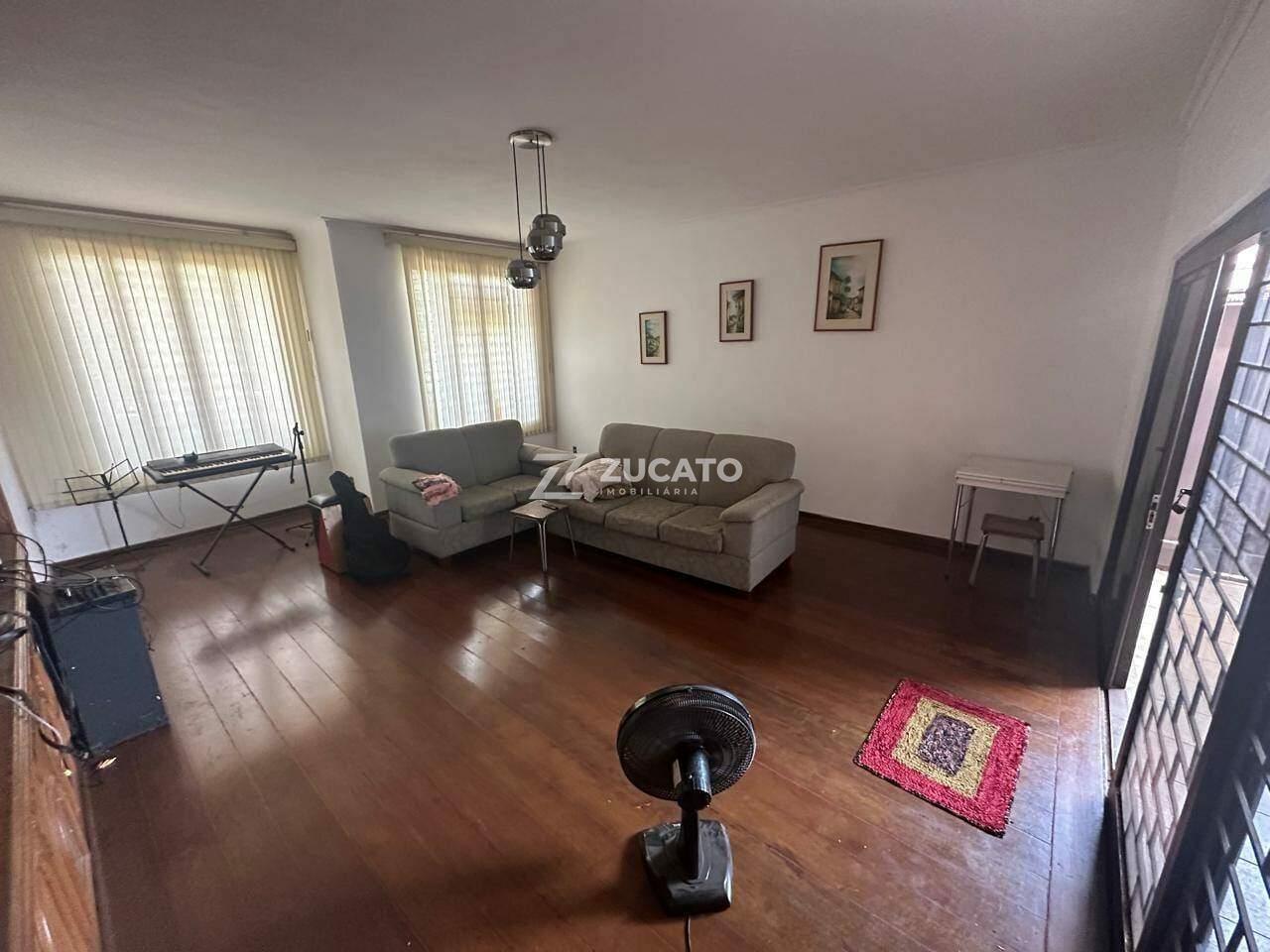 Casa à venda no Fabrício: 