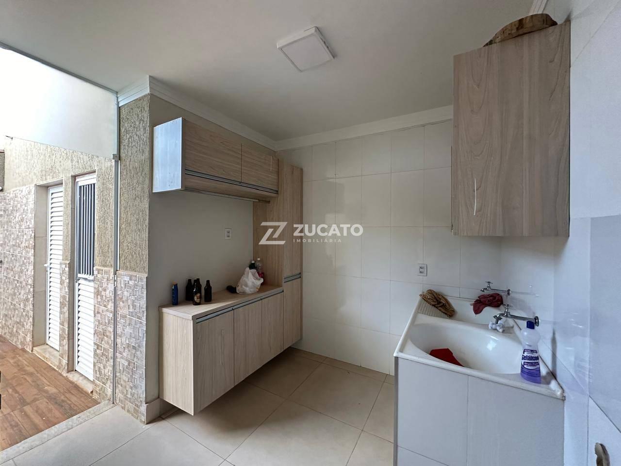 Casa à venda no Parque das Laranjeiras II: 