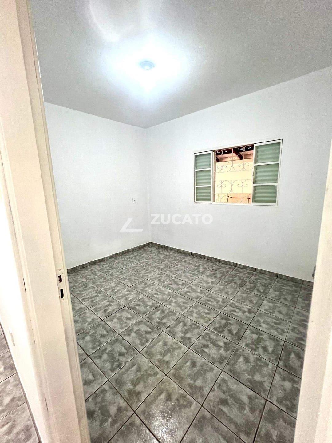 Casa à venda no Núcleo Habitacional Silvério Cartafina: 