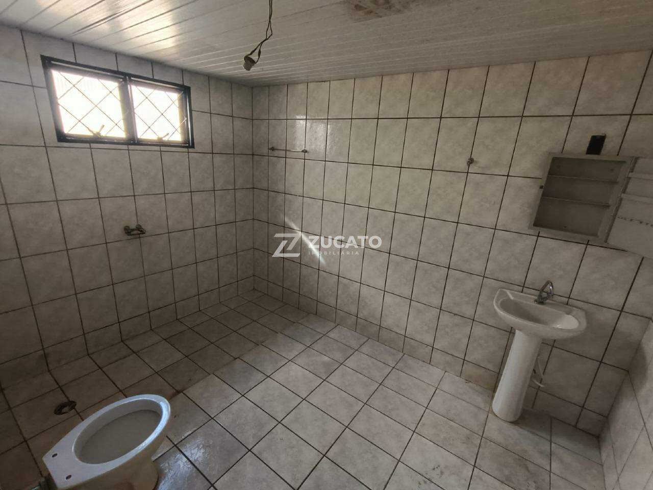 Casa à venda no Jardim Elza Amuí I: 