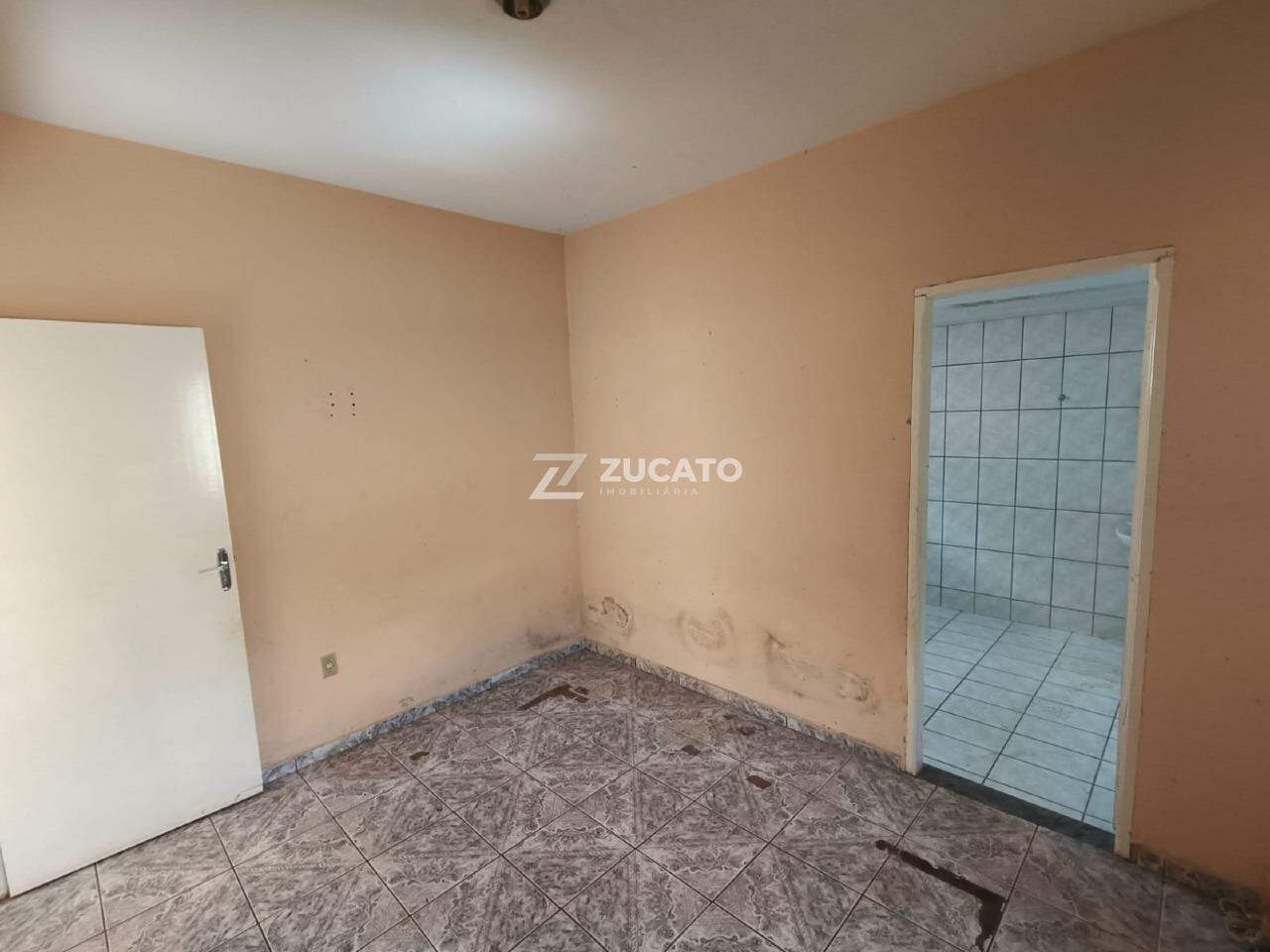 Casa à venda no Jardim Elza Amuí I: 