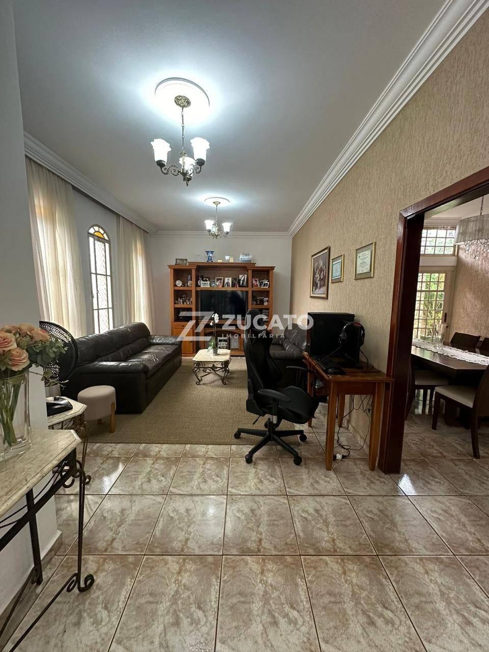 Casa à venda no Jardim Amélia: 