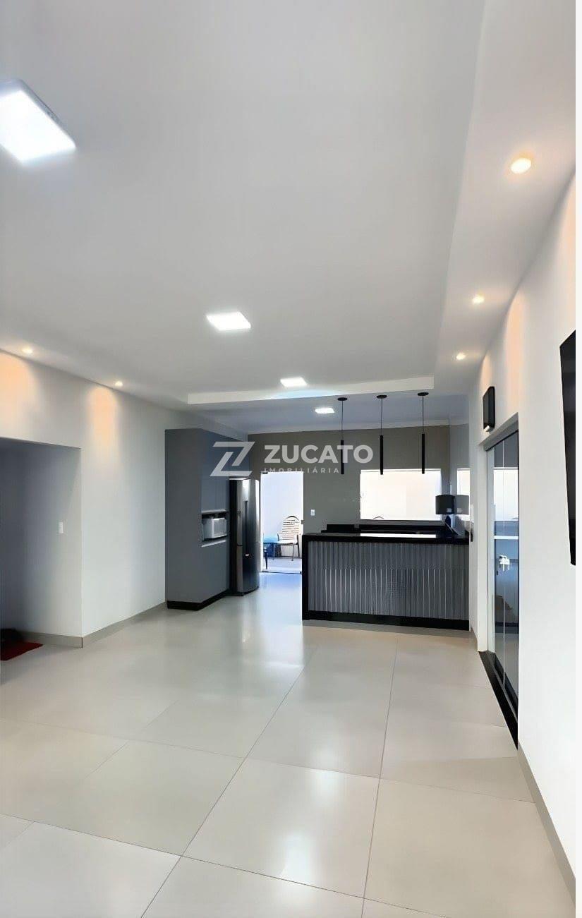 Casa à venda no Parque do Mirante: 