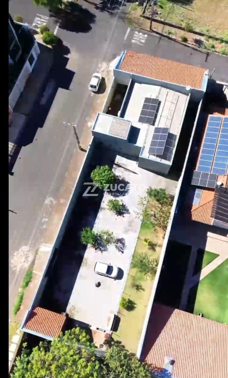 Casa à venda no Parque do Mirante: 