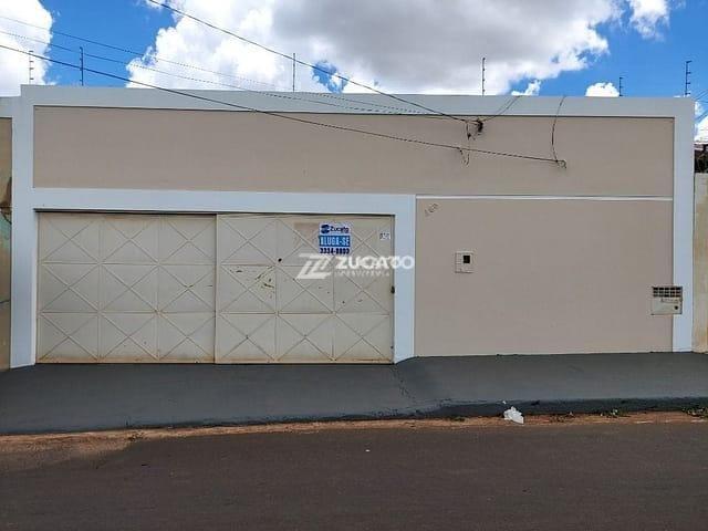 Casa à venda no Lourdes: 