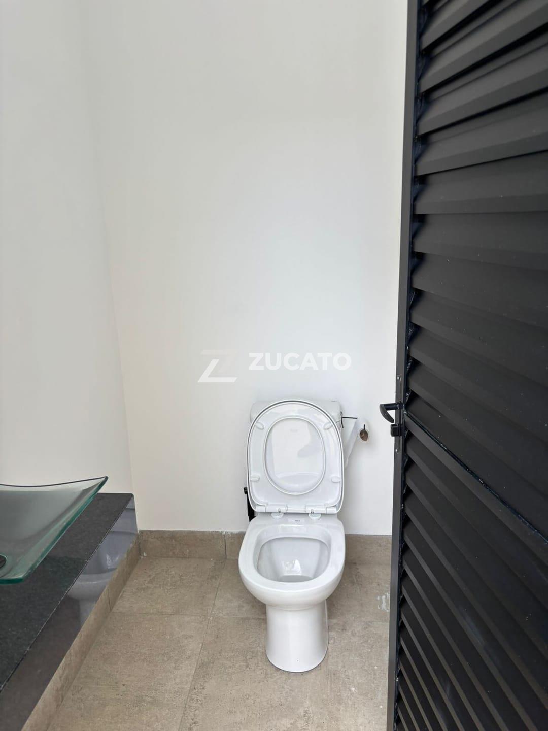 Casa à venda no Beija-Flor: 