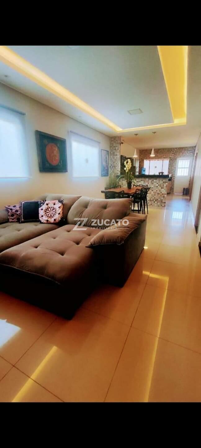 Casa à venda no Jardim Copacabana: 