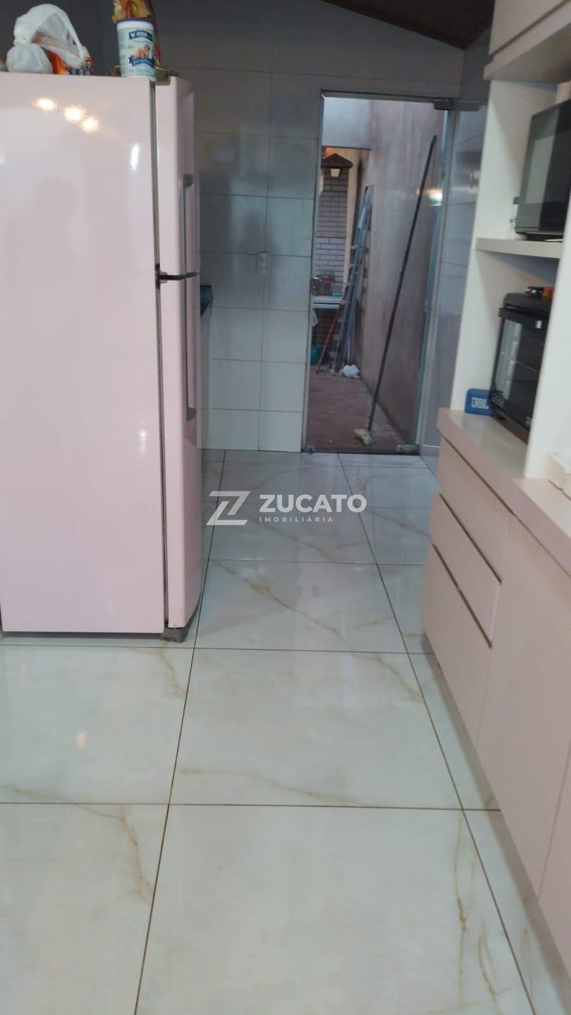 Casa à venda no Jardim Copacabana: 