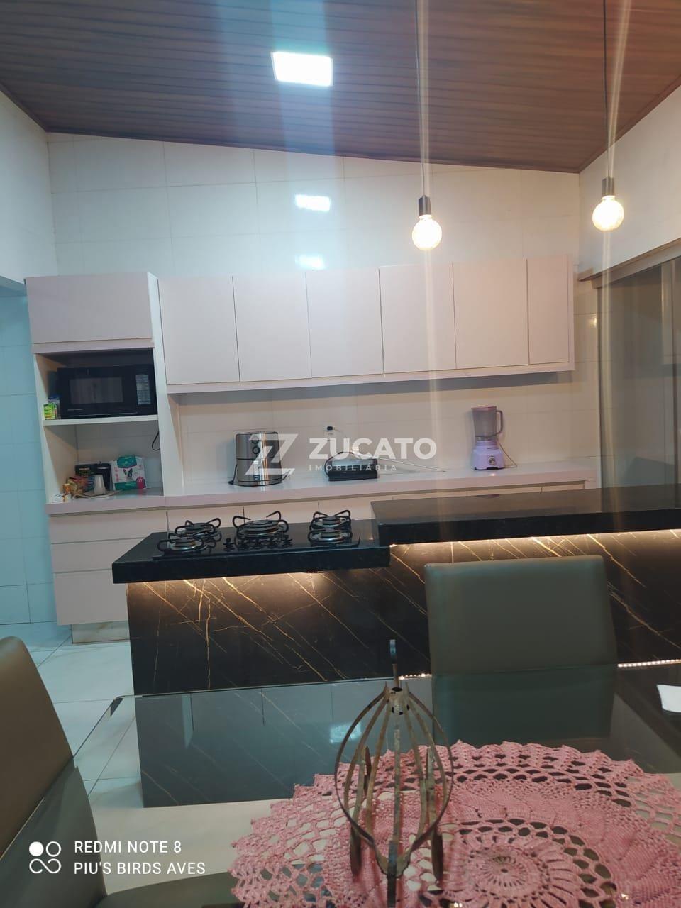 Casa à venda no Jardim Copacabana: 