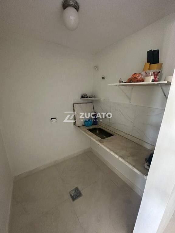 Sala à venda no Centro: 