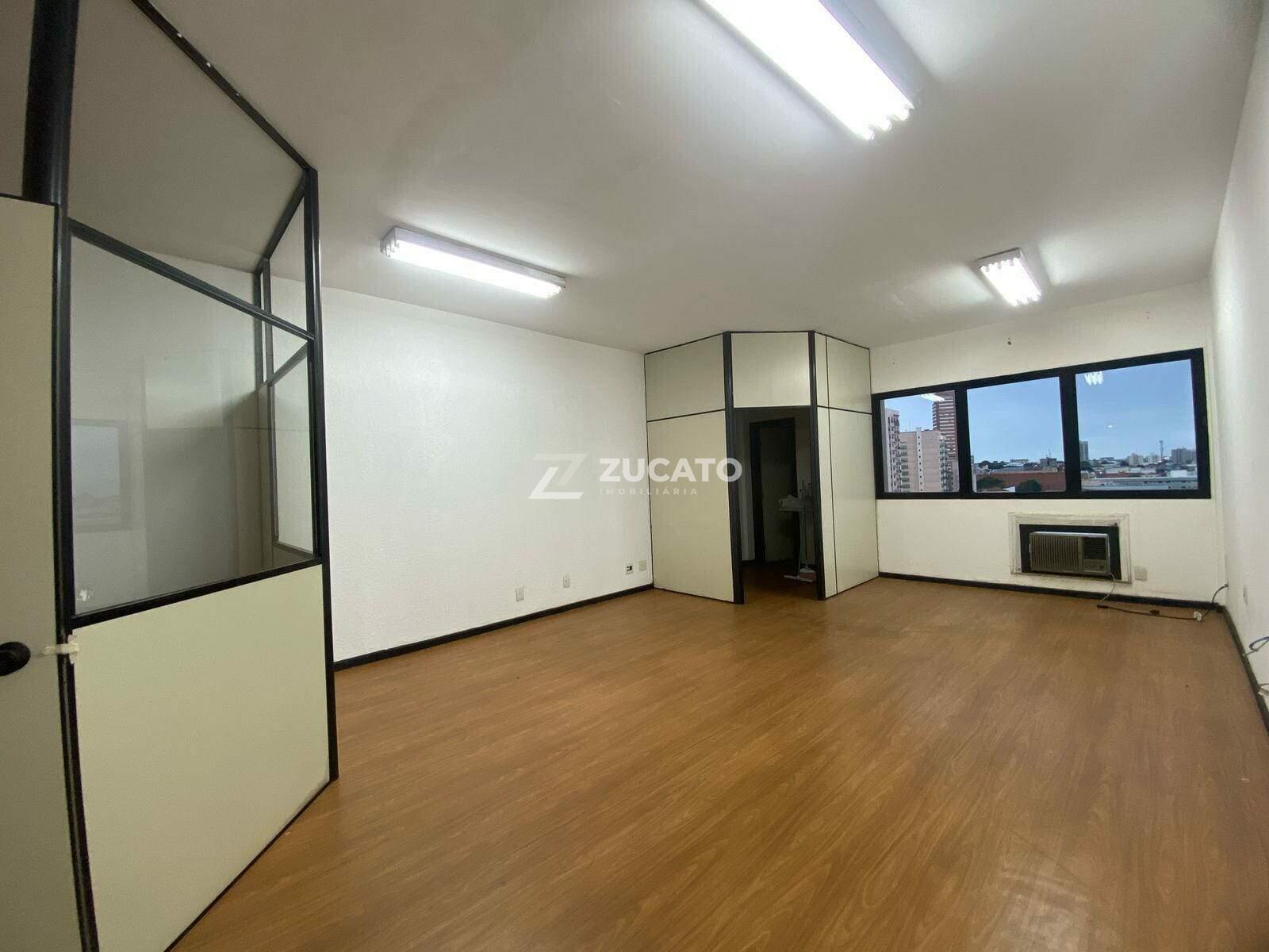 Sala à venda no Centro: 