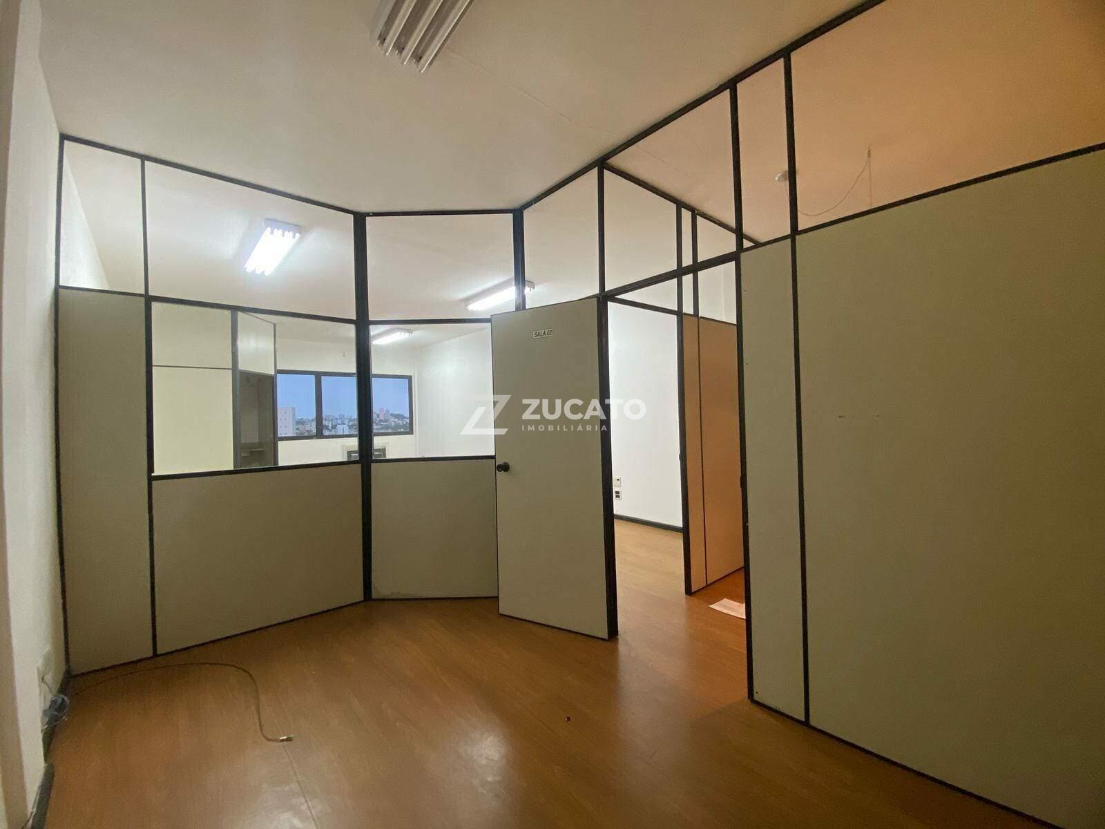 Sala à venda no Centro: 