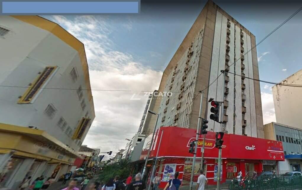 Sala à venda no Centro: 