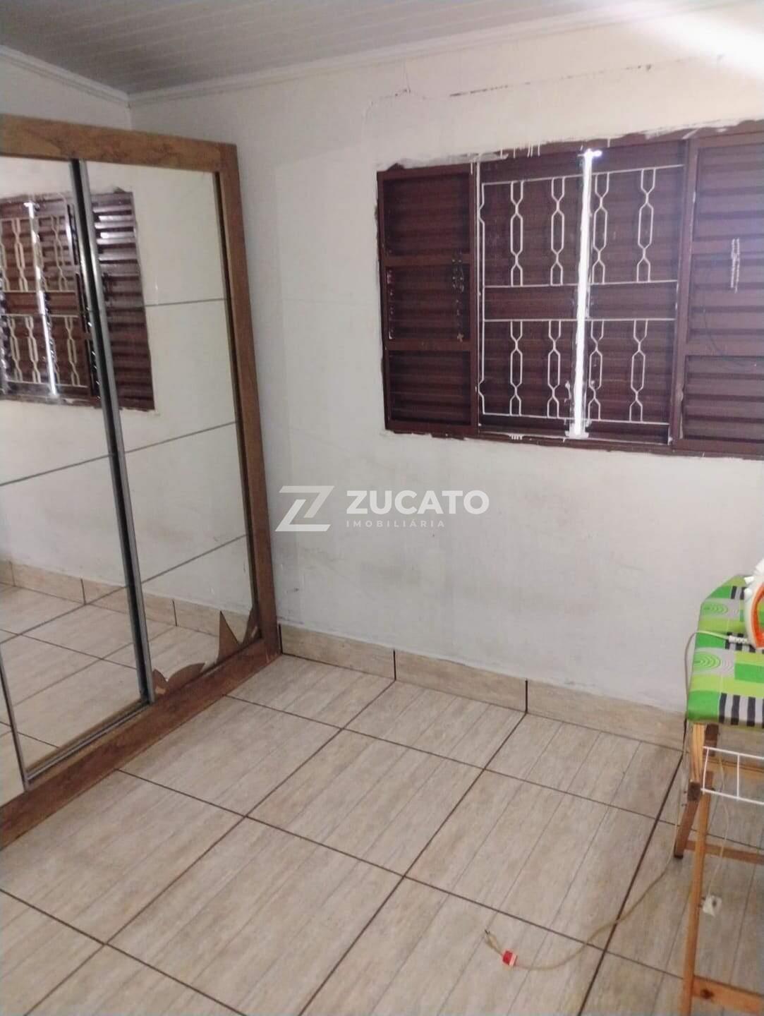 Sobrado à venda no Conjunto Margarida Rosa de Azevedo: 