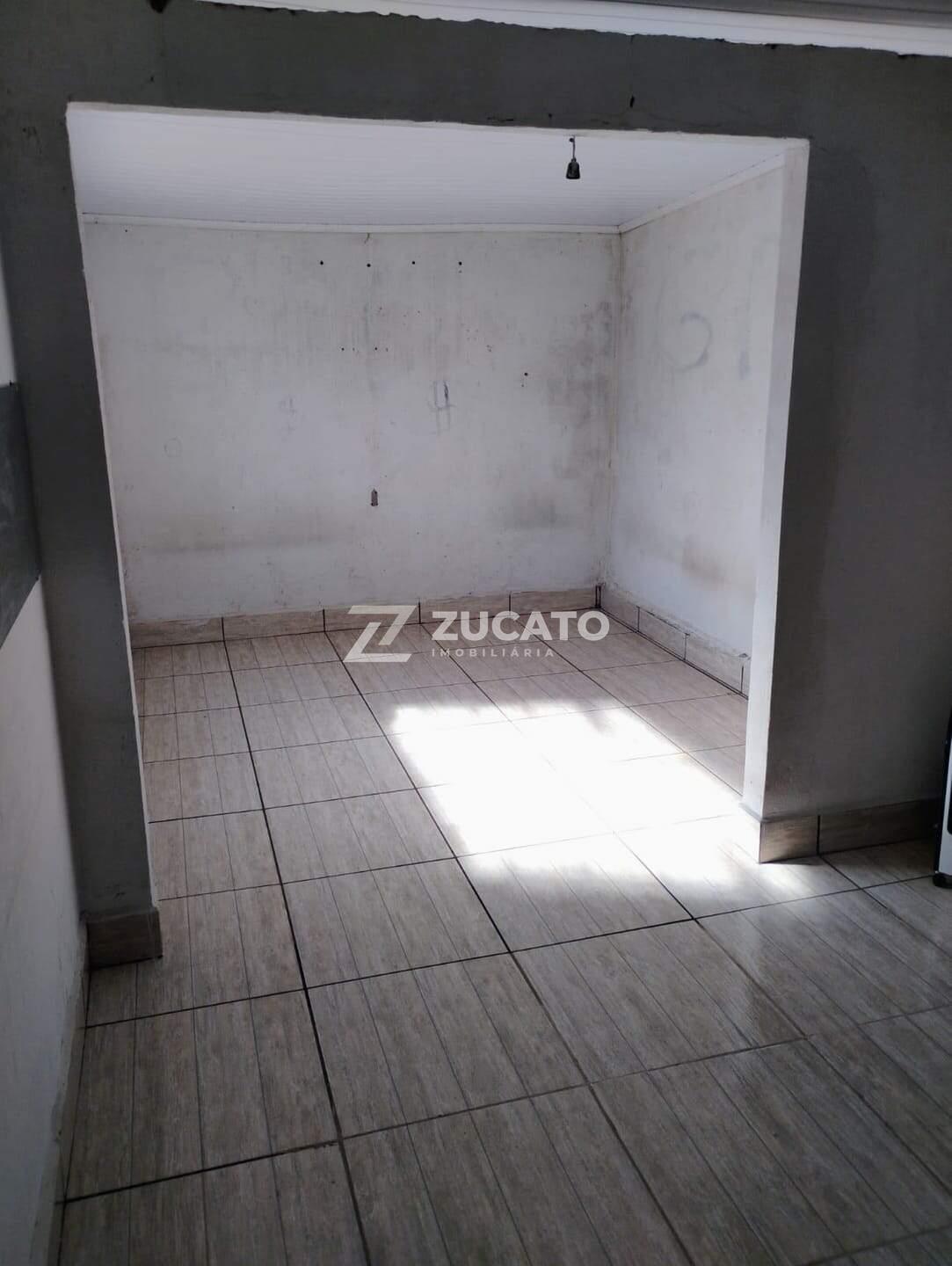 Sobrado à venda no Conjunto Margarida Rosa de Azevedo: 