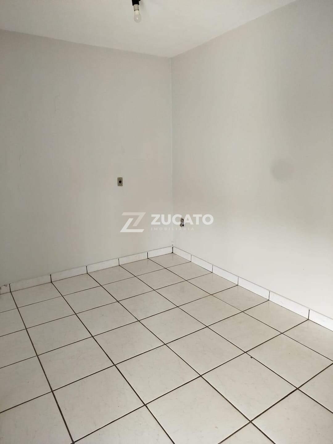 Sobrado à venda no Conjunto Margarida Rosa de Azevedo: 