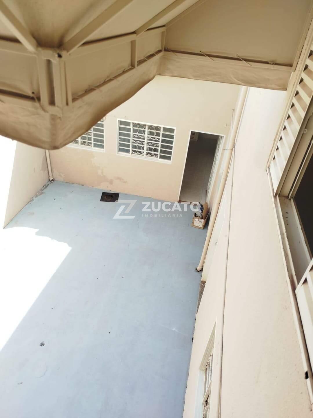 Sobrado à venda no Conjunto Margarida Rosa de Azevedo: 