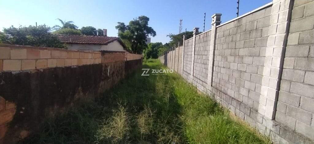 Terreno à venda no Mercês: 