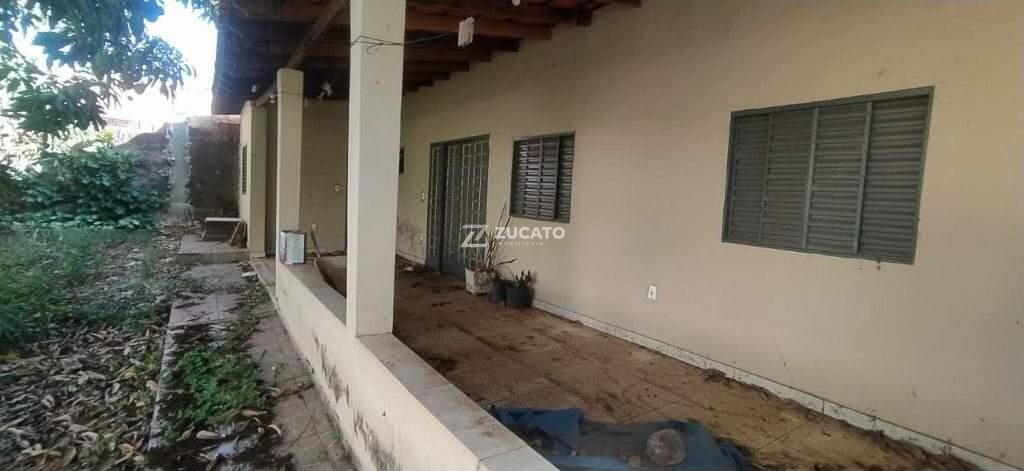 Terreno à venda no Mercês: 