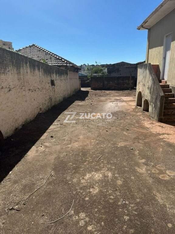 Terreno à venda no Mercês: 