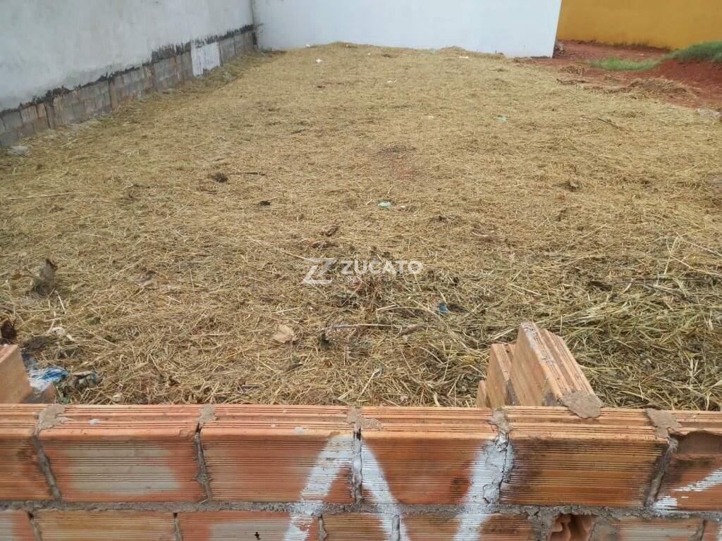 Terreno à venda no Paraíso: 