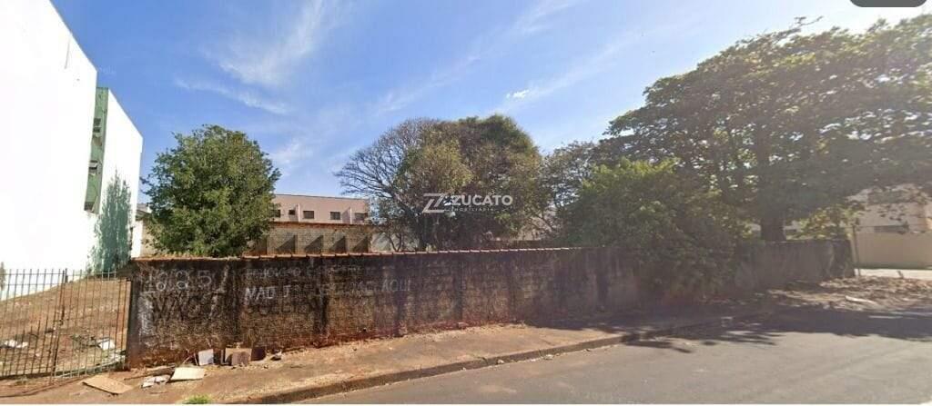 Terreno à venda no Santa Maria: 