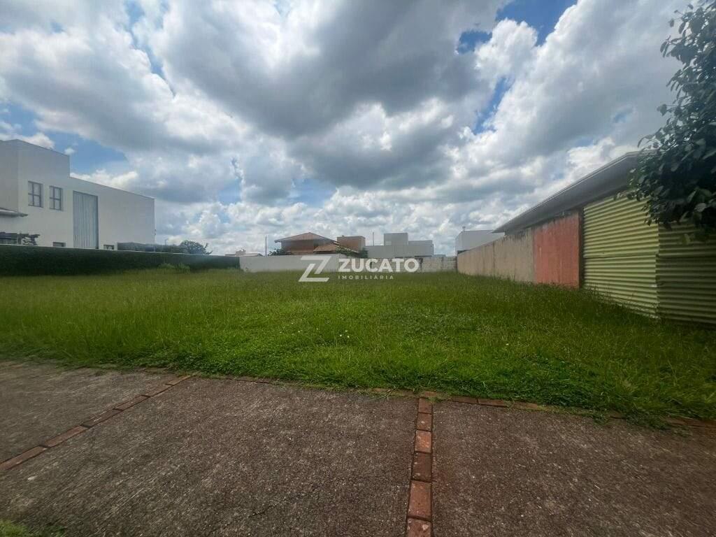 Terreno à venda no Jardim Bela Vista: 