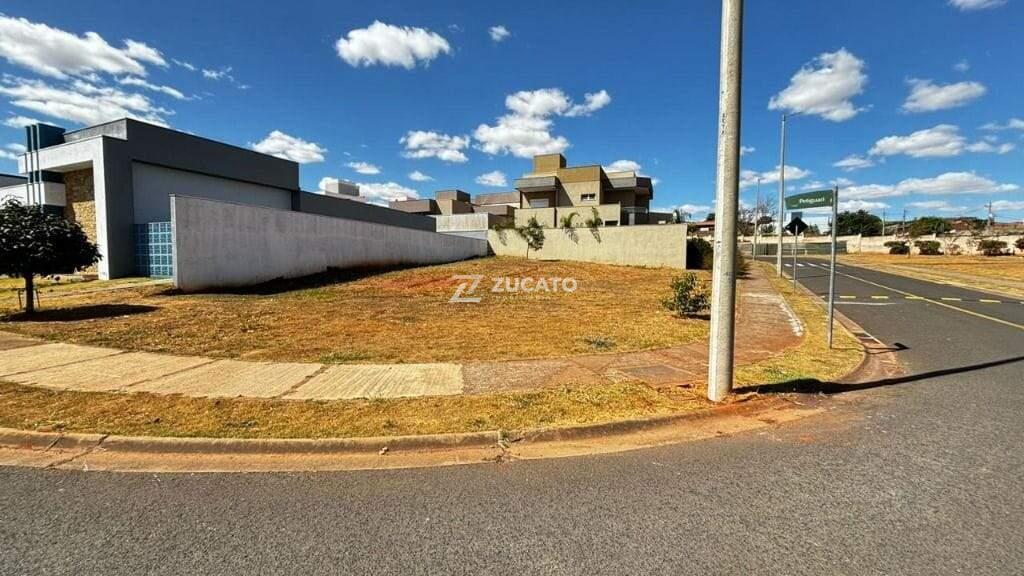 Terreno à venda no Jardim Bela Vista: 