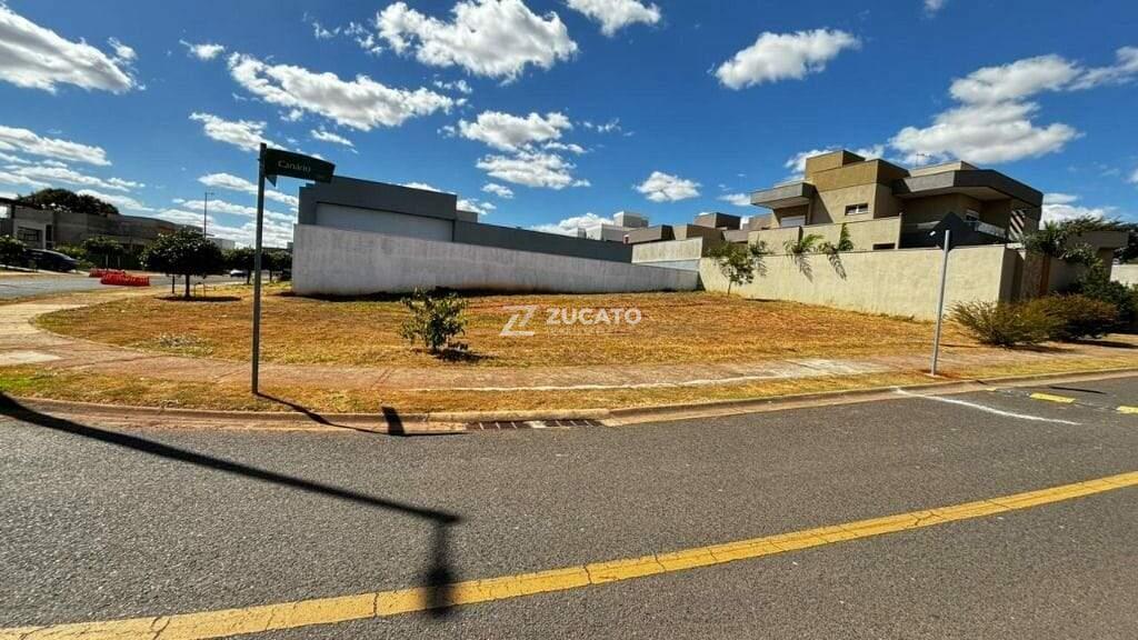 Terreno à venda no Jardim Bela Vista: 