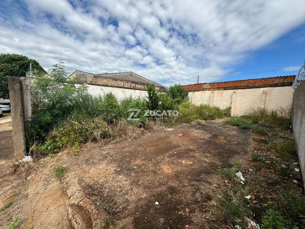 Terreno à venda no Parque das Gameleiras: 