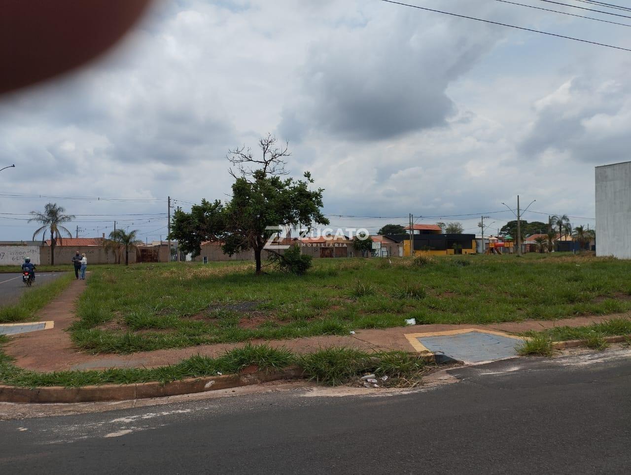Terreno à venda no Parque das Américas: 