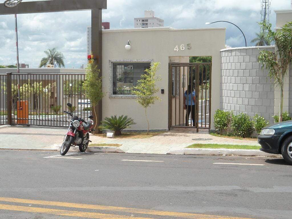Apartamento para aluguel no Mercês: 