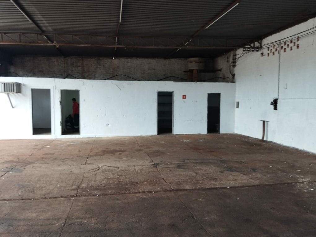 Galpão para aluguel no Conjunto Costa Telles II: 