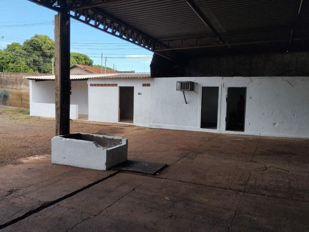 Galpão para aluguel no Conjunto Costa Telles II: 