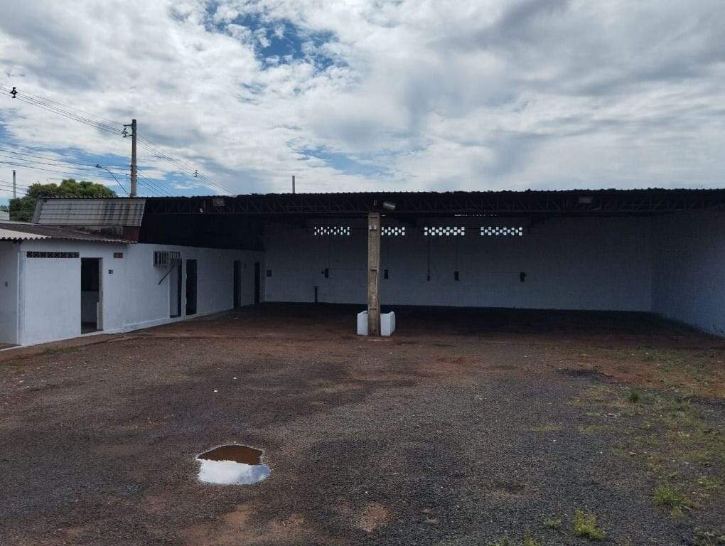 Galpão para aluguel no Conjunto Costa Telles II: 