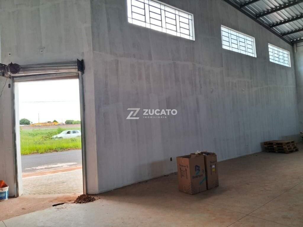 Galpão / Barracão para aluguel no Beija-Flor II: 