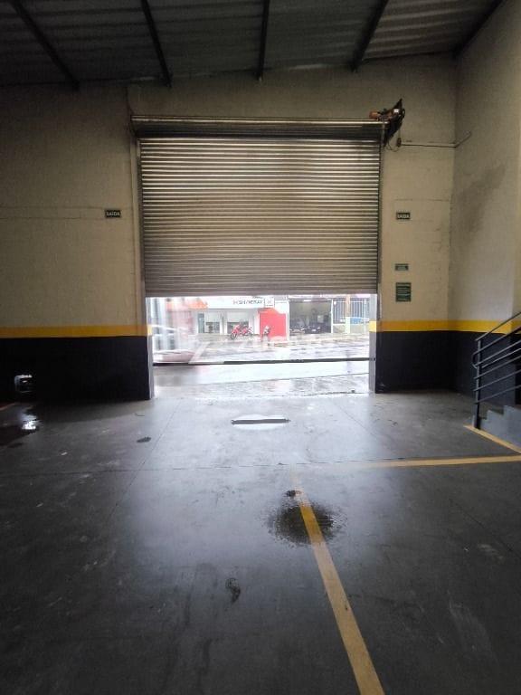 Galpão / Barracão para aluguel no Leblon: 