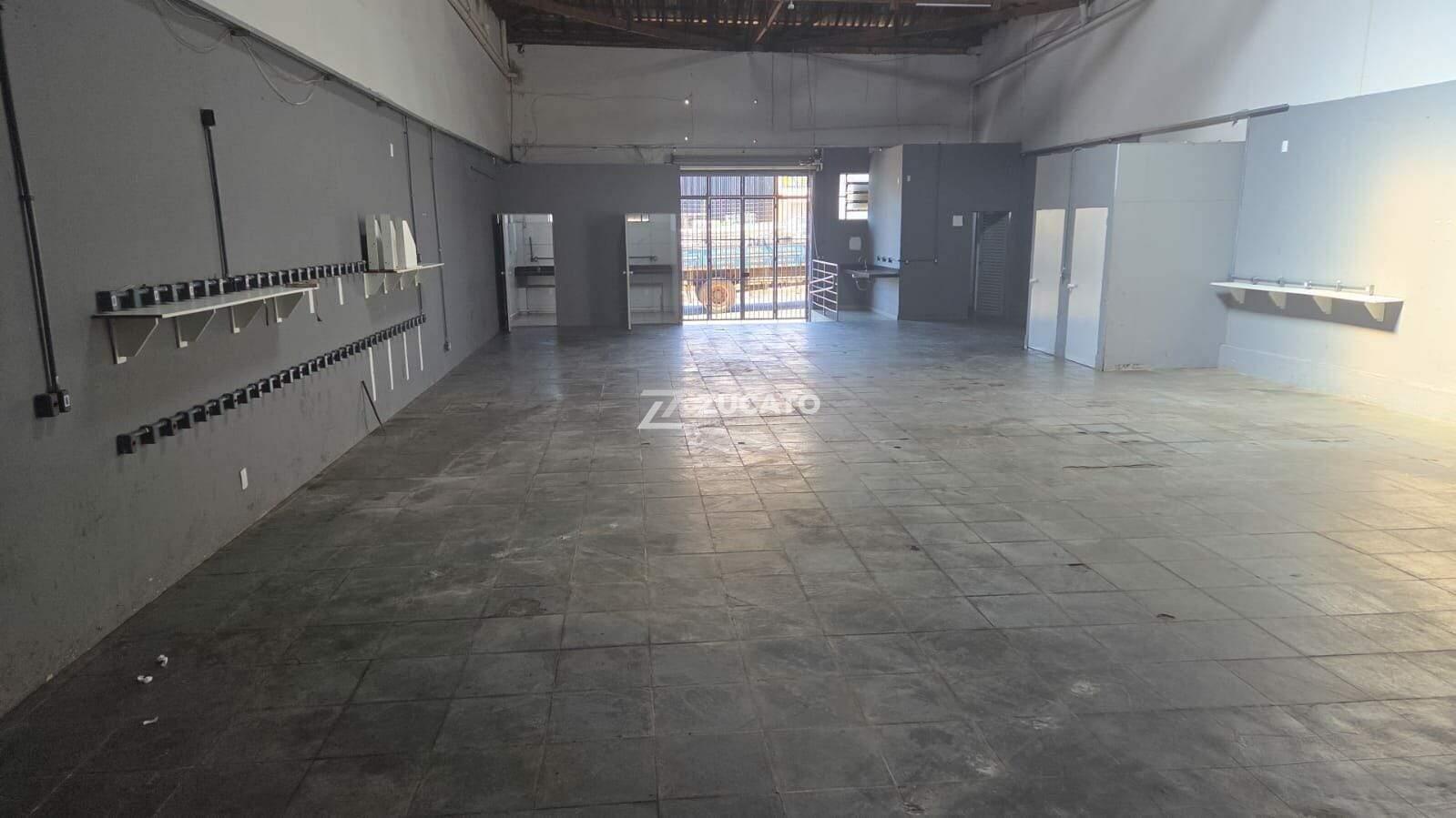 Galpão / Barracão para aluguel no Jardim Induberaba: 