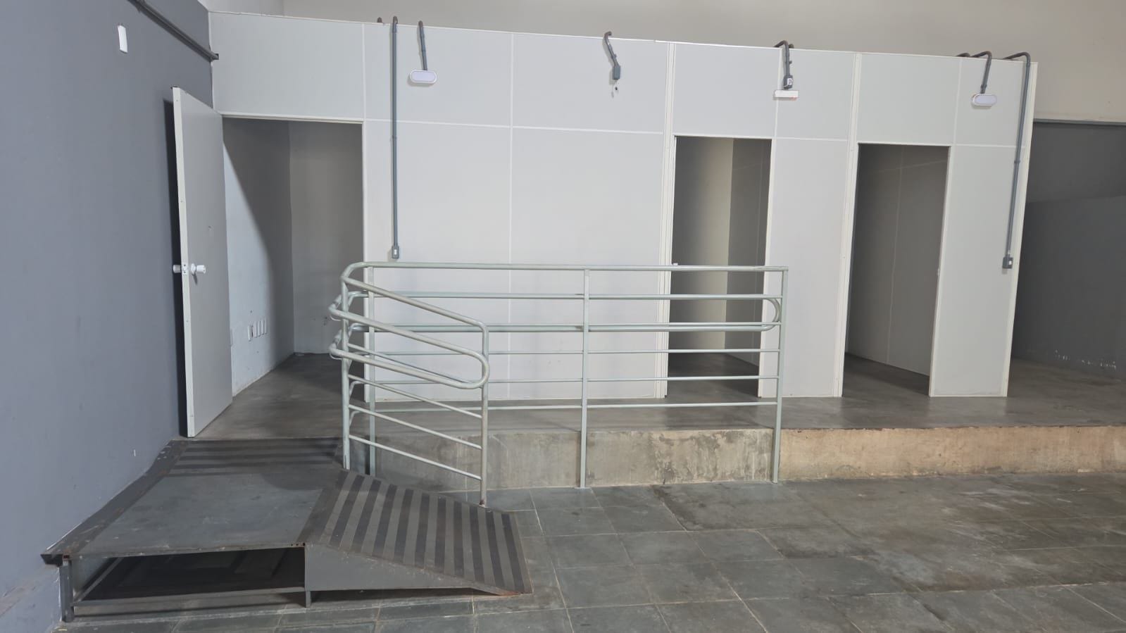 Galpão / Barracão para aluguel no Jardim Induberaba: 