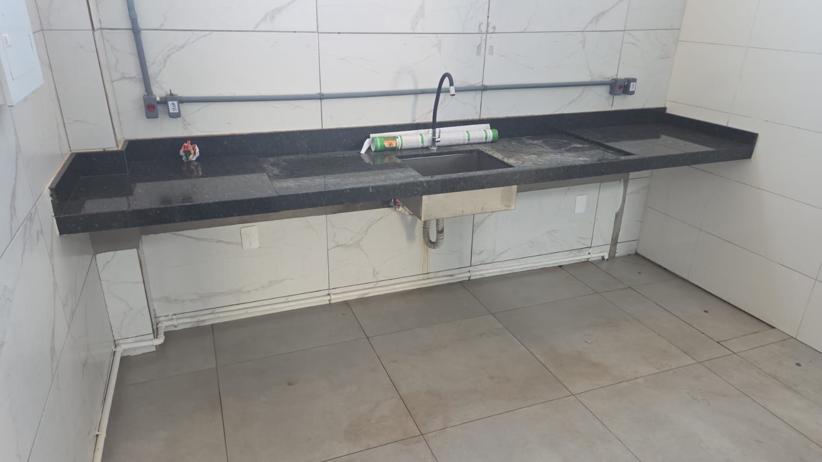 Galpão / Barracão para aluguel no Jardim Induberaba: 