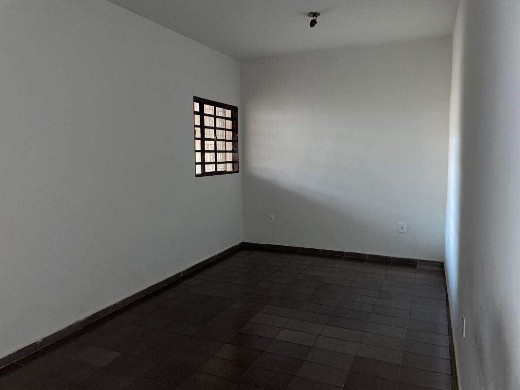Casa para aluguel no Vila Arquelau: 