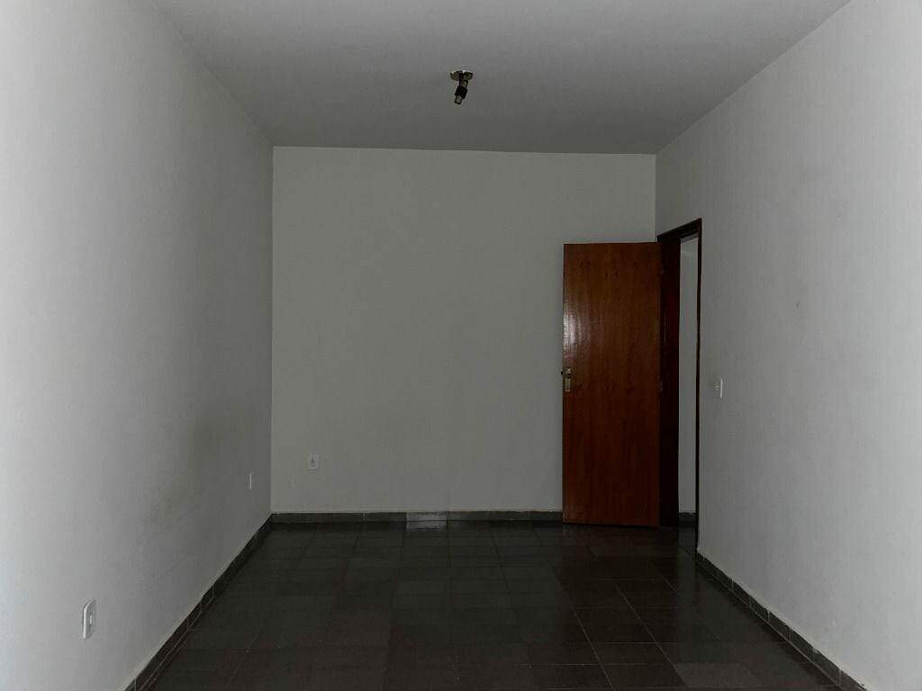 Casa para aluguel no Vila Arquelau: 