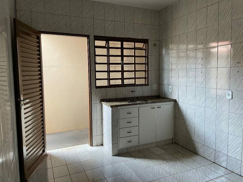 Casa para aluguel no Vila Arquelau: 