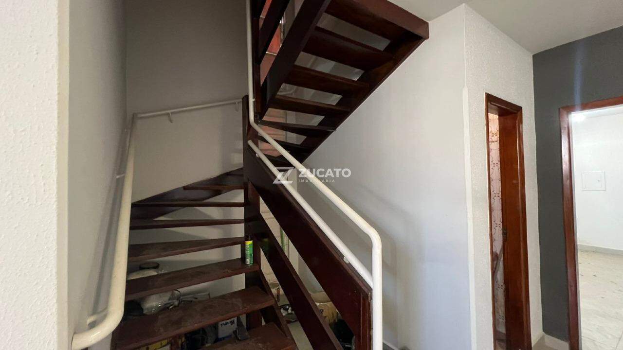 Casa para aluguel no Centro: 