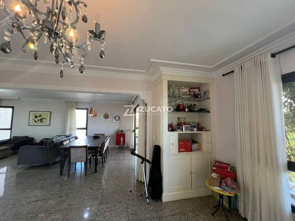 Apartamento à venda no Mercês: 