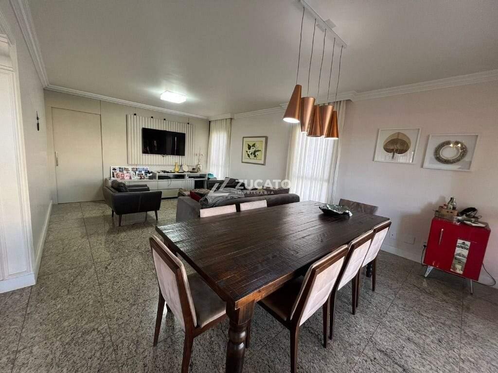 Apartamento à venda no Mercês: 